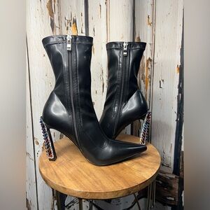 Elegant Black Ankle Boots with Multicolor Heel